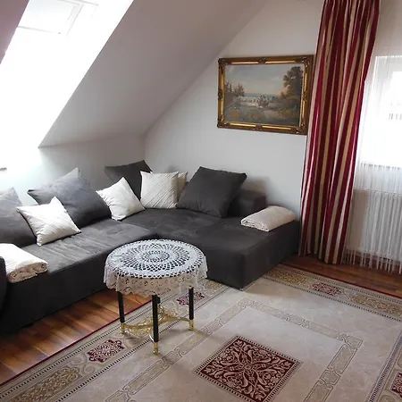 Appartement Derdiedas Wohnen - Die Fassbinderei *