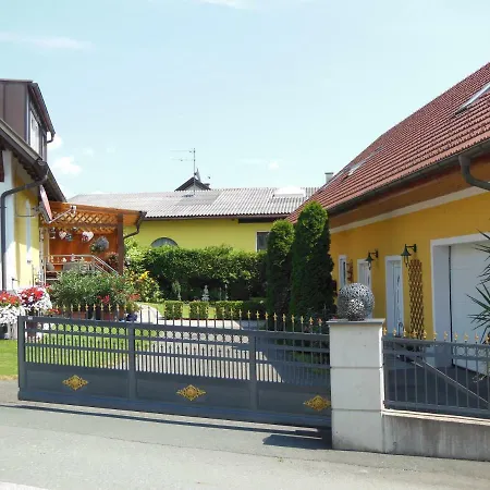 Appartement Derdiedas Wohnen - Die Fassbinderei
